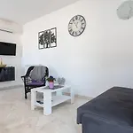 With Parking Space Punat, Krk - 20553 Apartamento *